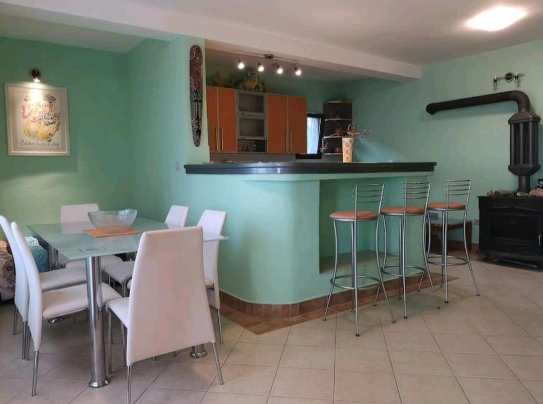 Vesna'S Dream Apartamento Budva Exterior foto