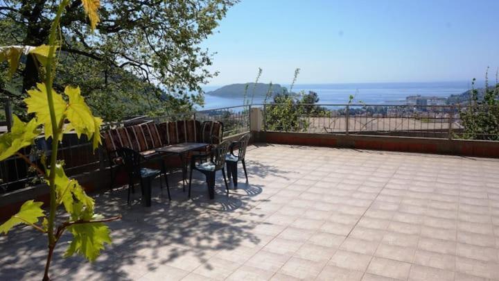 Vesna'S Dream Apartamento Budva Exterior foto