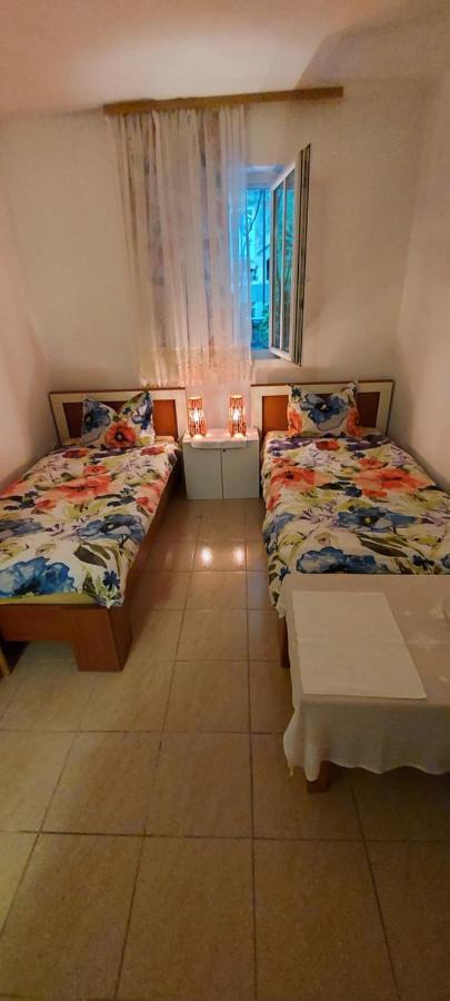 Vesna'S Dream Apartamento Budva Quarto foto