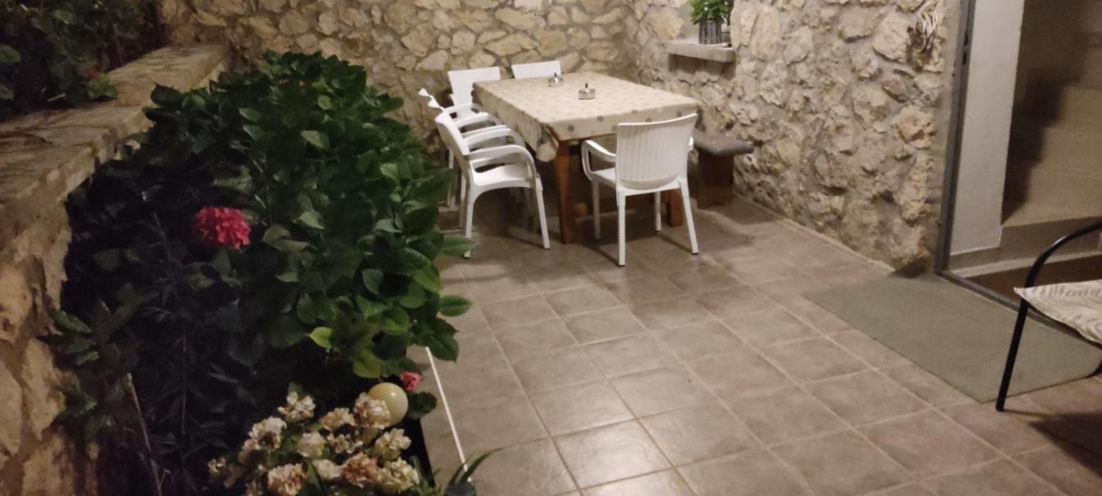 Vesna'S Dream Apartamento Budva Exterior foto
